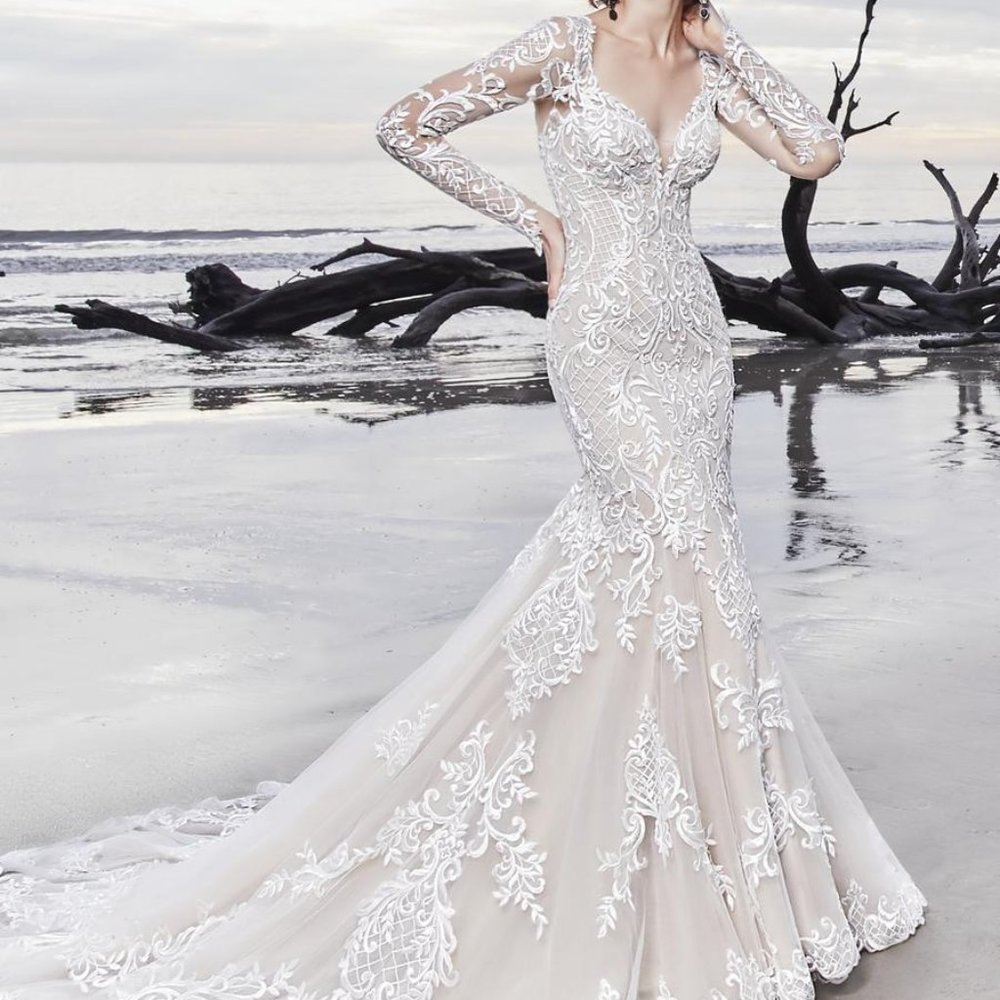 Sottero and Midgley Wedding Gown Size 8 in Ivory Over Nude